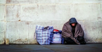 Cruz Vermelha de Coimbra apela à criação de kits para sem-abrigo